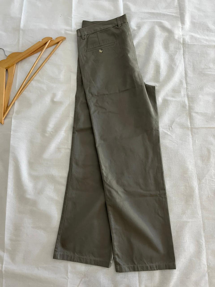 ATELIER Relaxed Fit Trousers || Pre-Owned Streetwear| Men Women | Unisex | Online Shopping