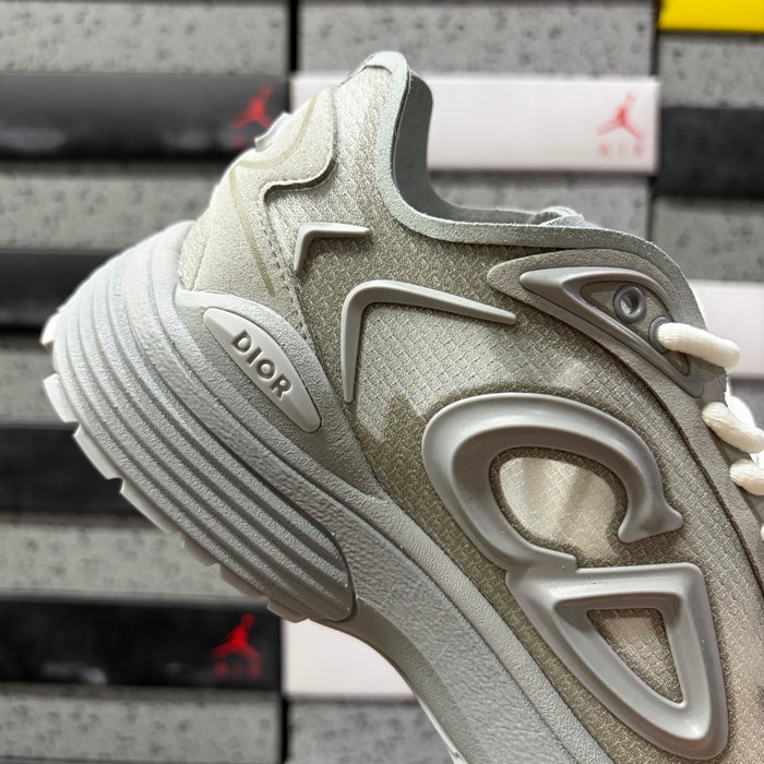 B30 Countdown Tech Triple White