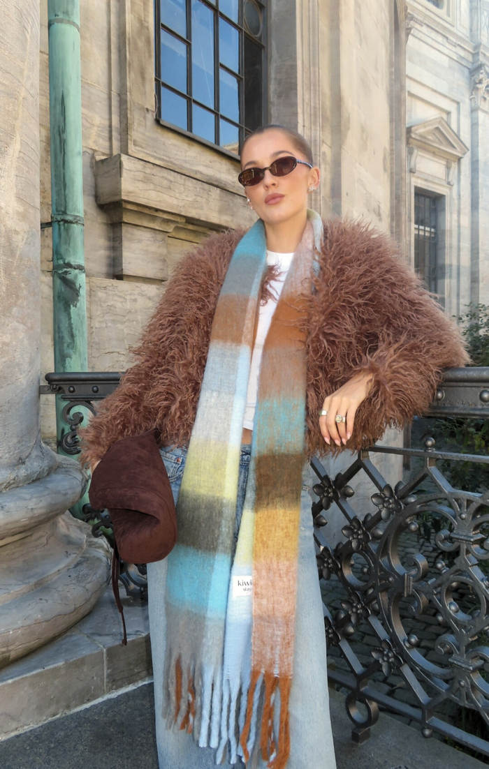 Blueberry Choc Scarf