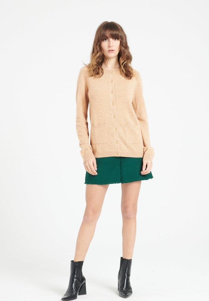 LILLY 4 Cardigan col rond en cachemire cintré camel clair