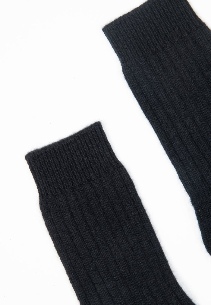 UNI 13 Chausettes en côte traditionnelle 4 fils en cachemire noir