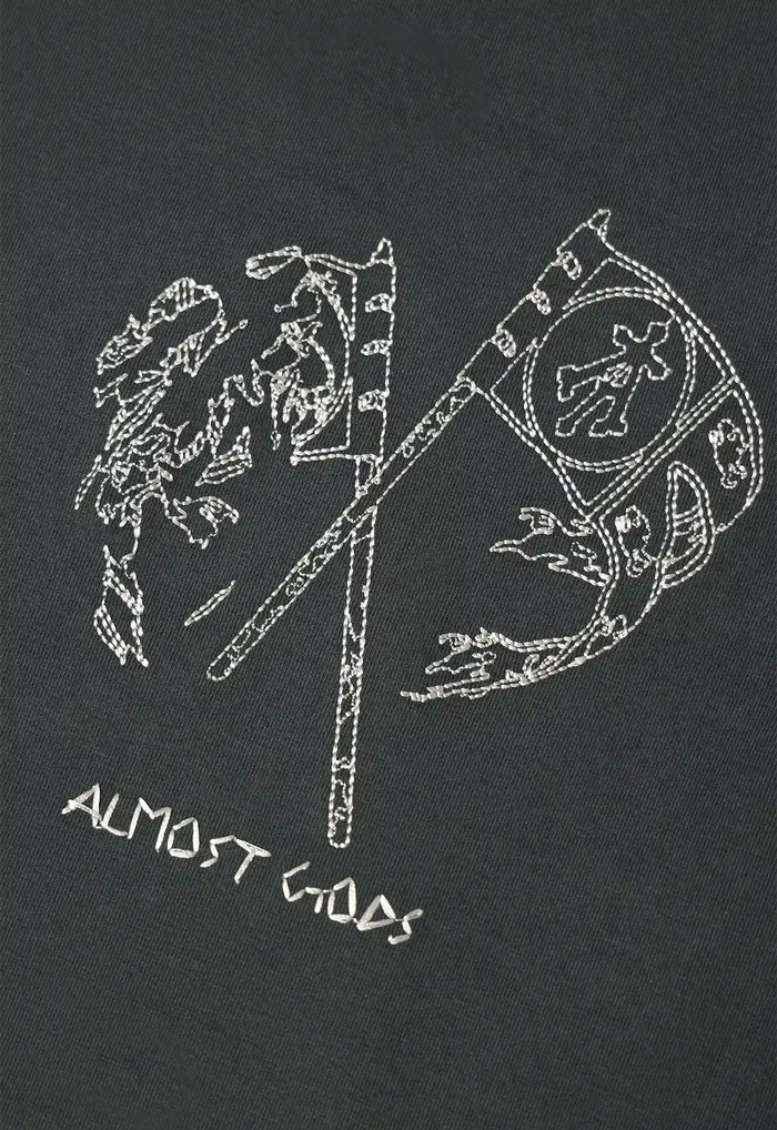 Embroidered Flag Relaxed Tee
