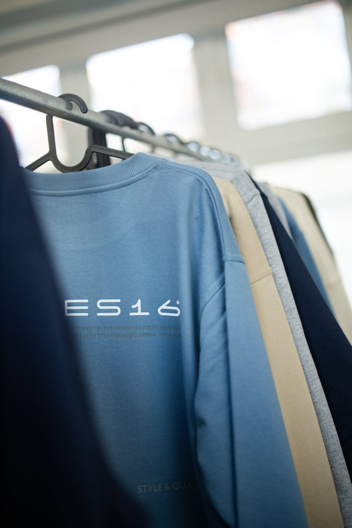 ES16 Classic Sweat Raw - Light blue
