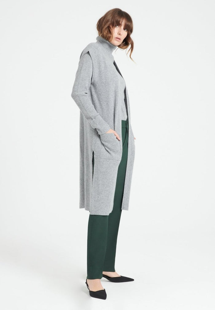 MIA 6 Long cardigan sans manches en cachemire à mailles côtelées gris clair