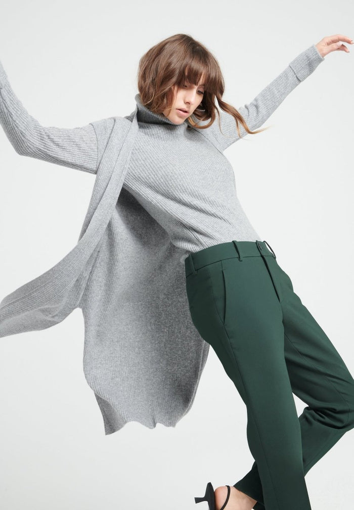 MIA 6 Long cardigan sans manches en cachemire à mailles côtelées gris clair