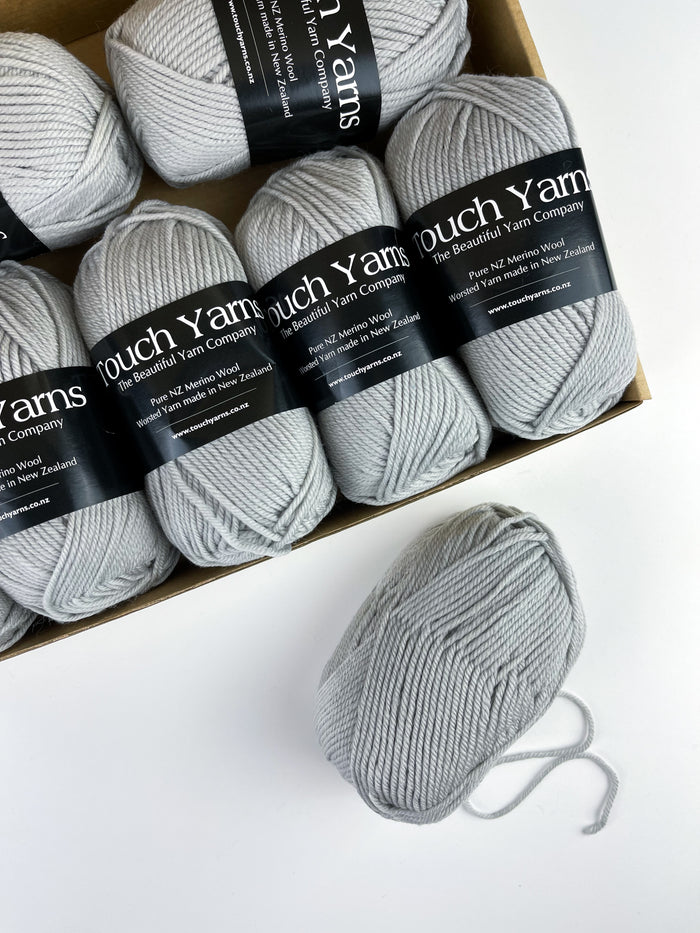 Touch 8ply Silver / Without Needles