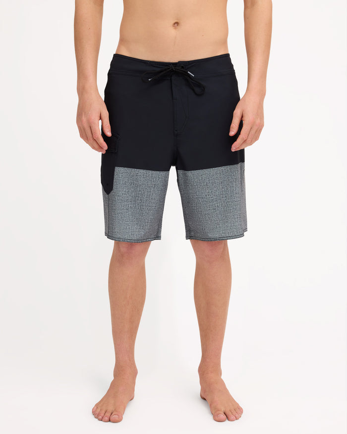 ucybs03011_volcom_blc_frt1