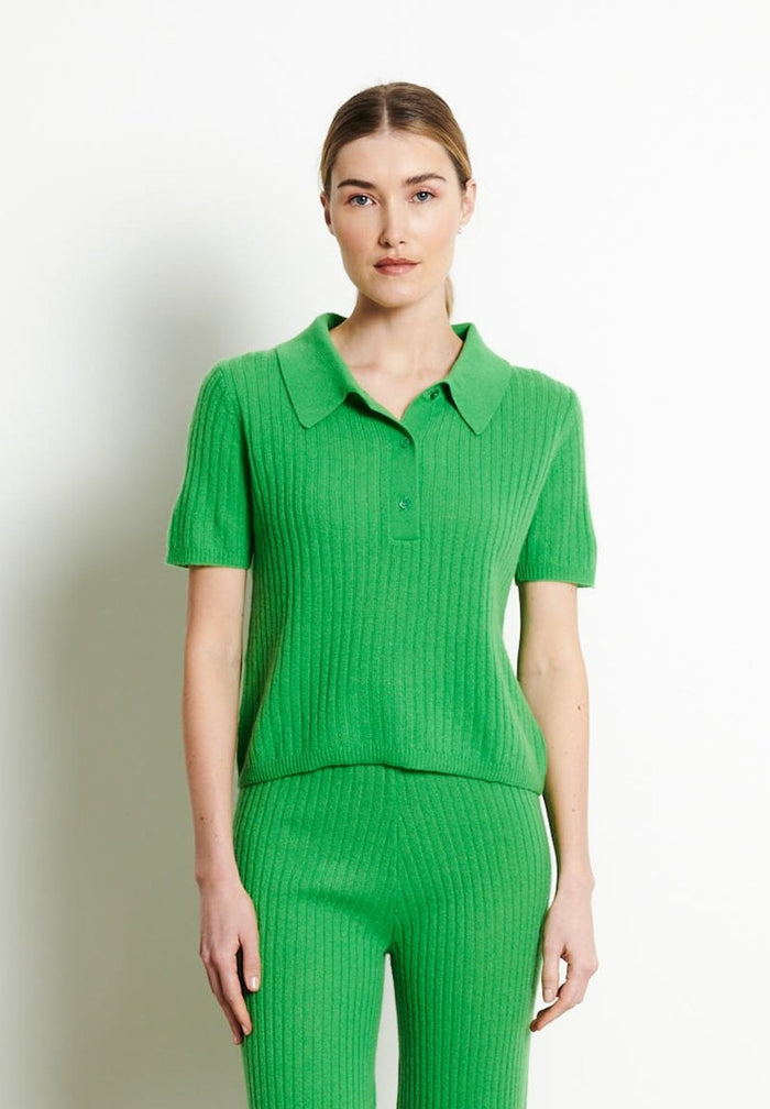 RIA 13 Polo croptop en côte traditionnelle en cachemire vert pomme
