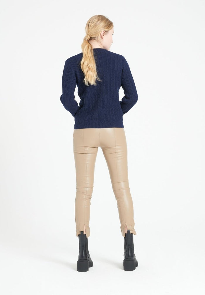 LILLY 29 Pull col rond en cachemire à mailles torsadées 4 fils bleu marine