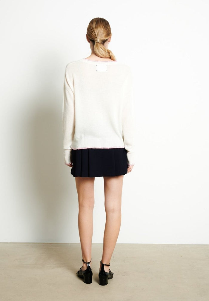 RIA 15 Pull col rond oversize avec couture apparente en cachemire blanc écru