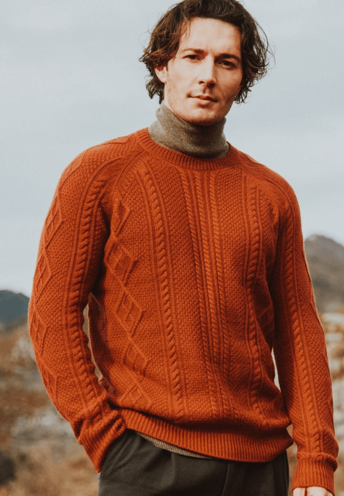 ZACH 1 Pull col rond en cachemire à mailles torsadées 6 fils terracotta