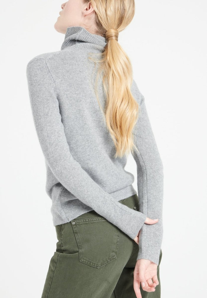 LILLY 19 Pull col roulé en cachemire 4 fils gris clair