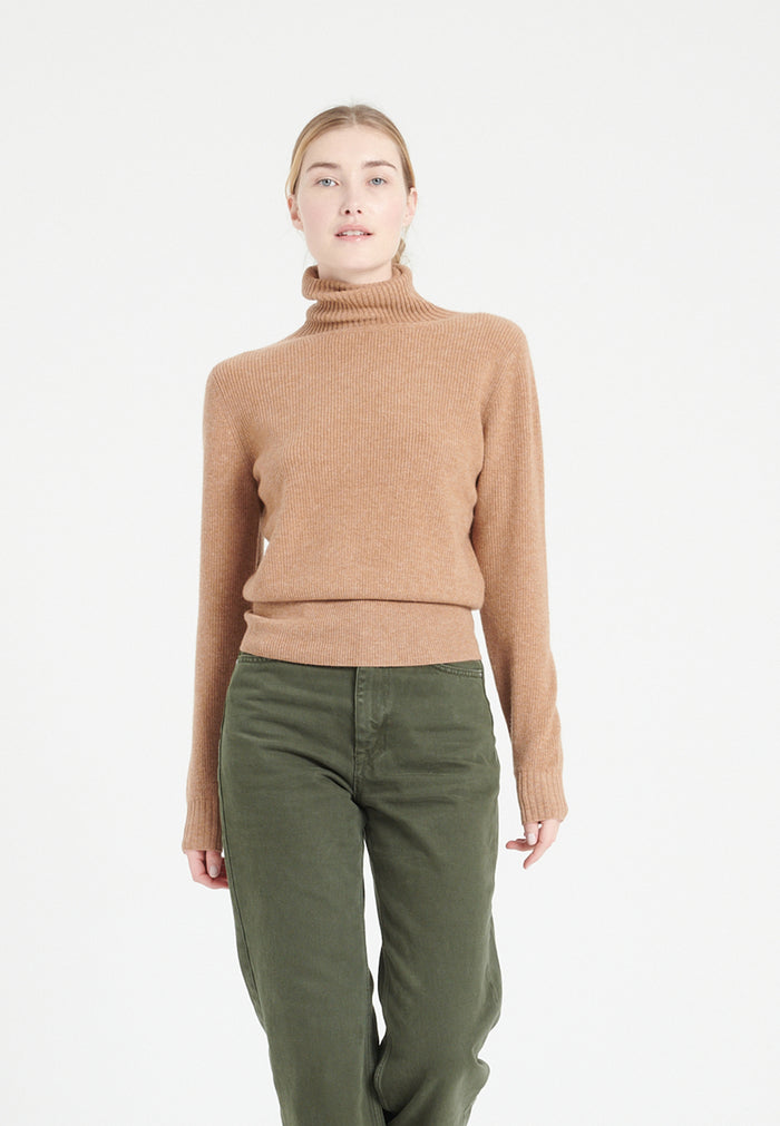 Pull col roulé femme en cachemire camel - LILLY 21
