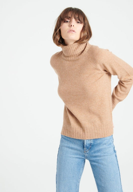 LILLY 22 Pull col roulé en cachemire à manches raglan camel