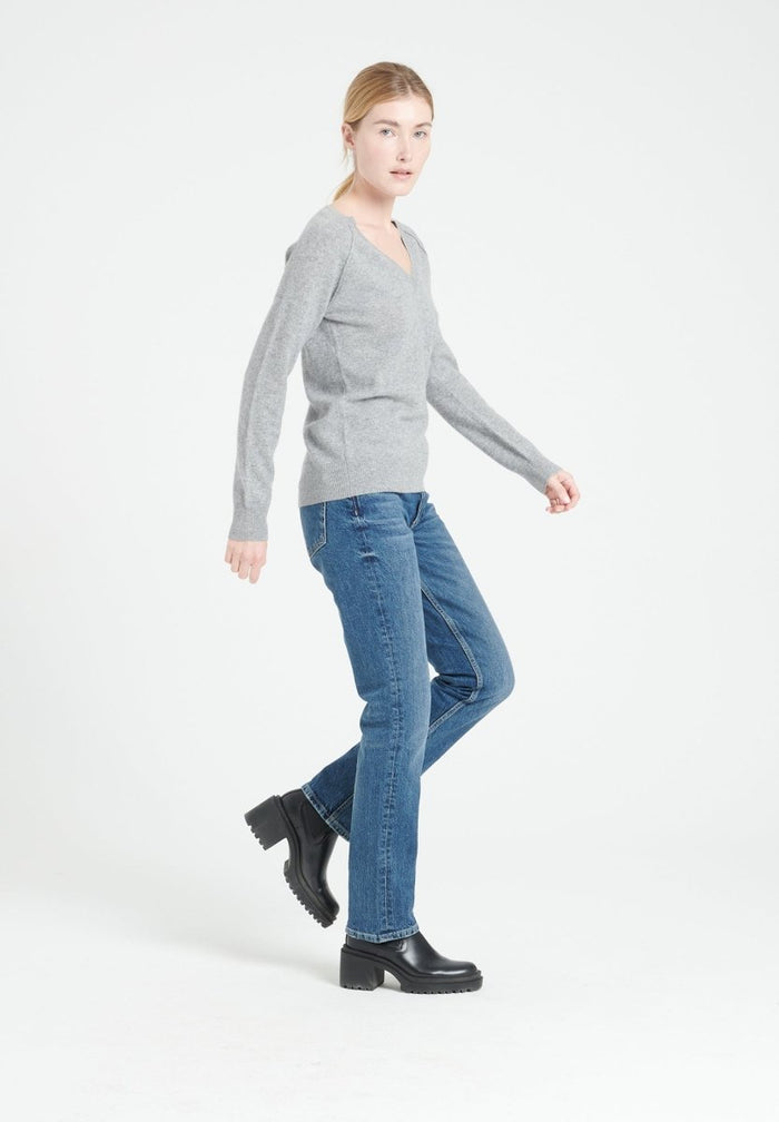 LILLY 6 Pull col V en cachemire ample gris clair