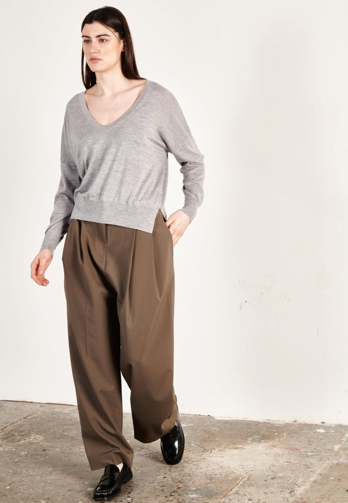 Pull col V oversize ultrafin cachemire et laine gris femme - KELLY 10