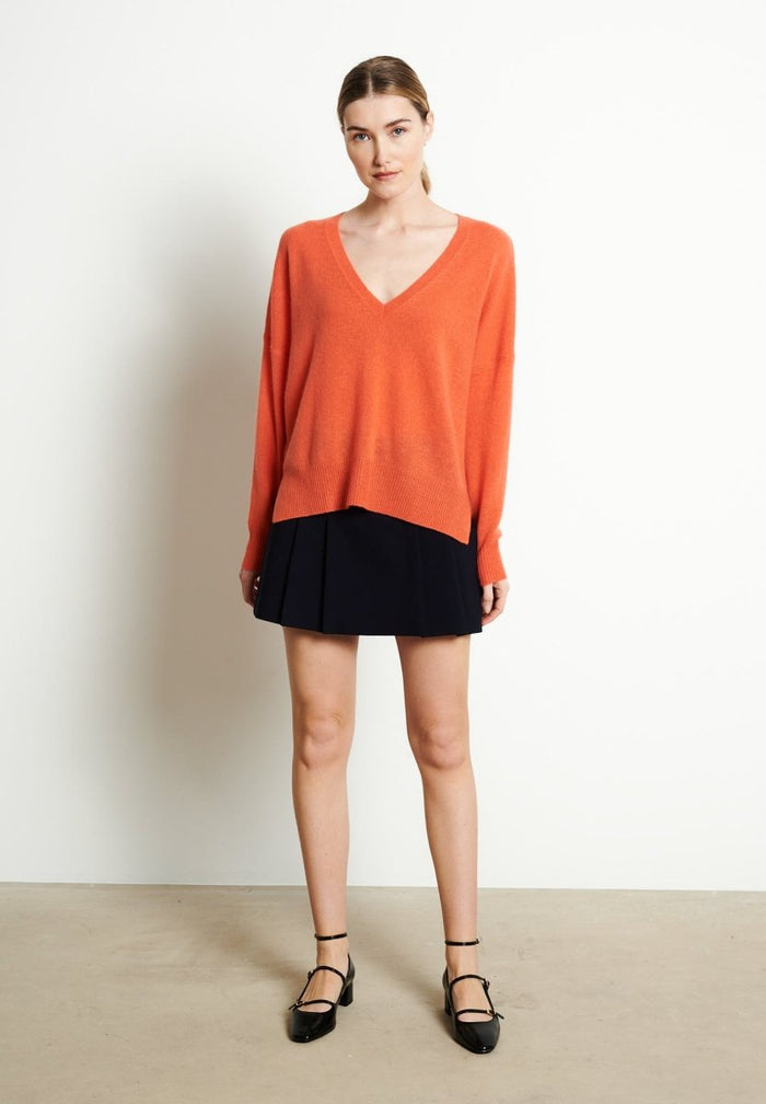 RIA 3 Pull col V profond oversize en cachemire mandarine