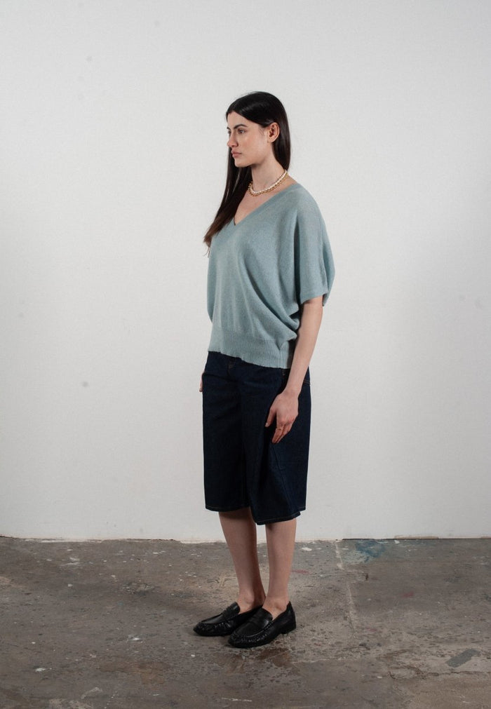Pull col V manches chave souris femme en cachemire vert d'eau - RIA 25