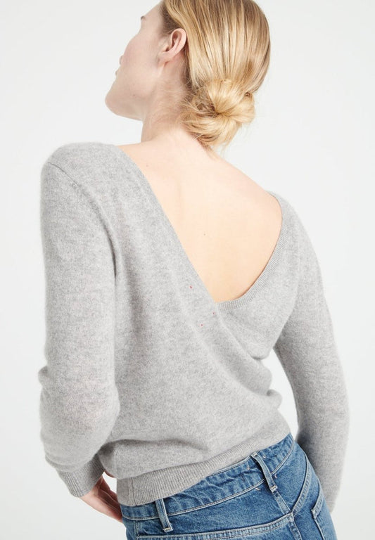 MIA 7 Pull décolleté en V dans le dos en cachemire gris clair