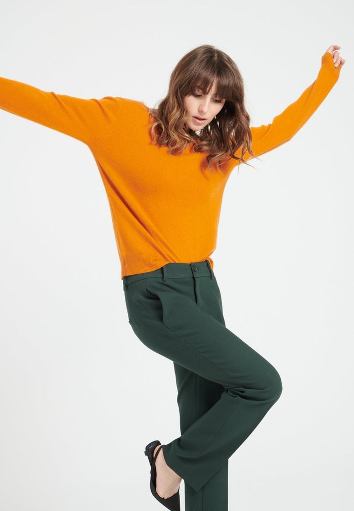 MIA 7 Pull décolleté en V dans le dos en cachemire orange citrouille