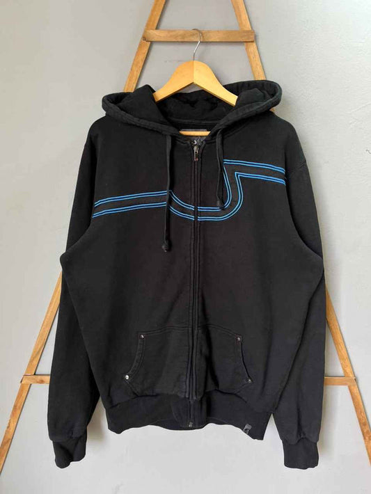 Pusch |hoodie | Sportswear , Gymwear & Activewear | Track& Field| Running | Winterwear