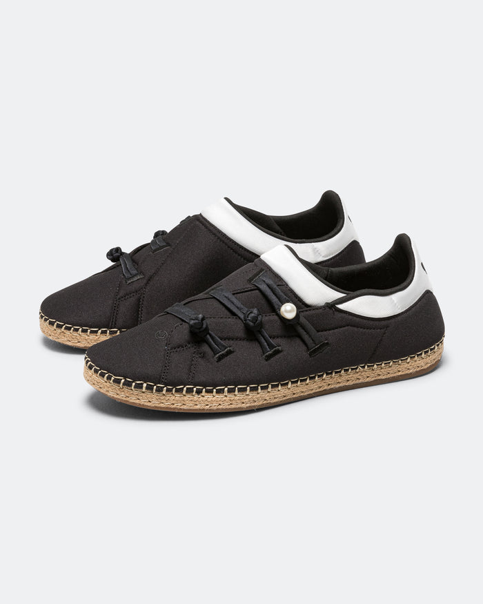 Qi Flow x CLOT by Edison Chen - Core Black/Footwear White