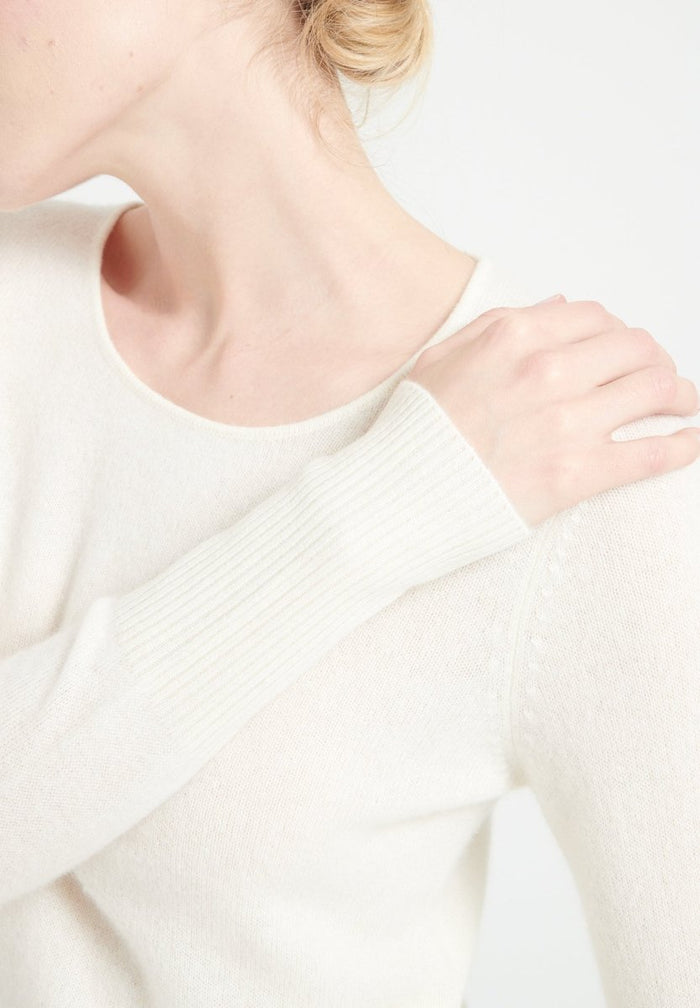 LILLY 12 Robe col rond en cachemire blanc écru