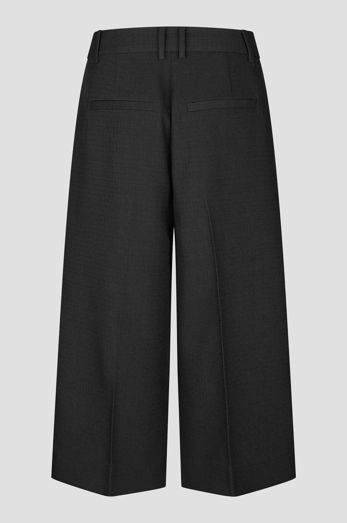 Sella Cropped Trousers