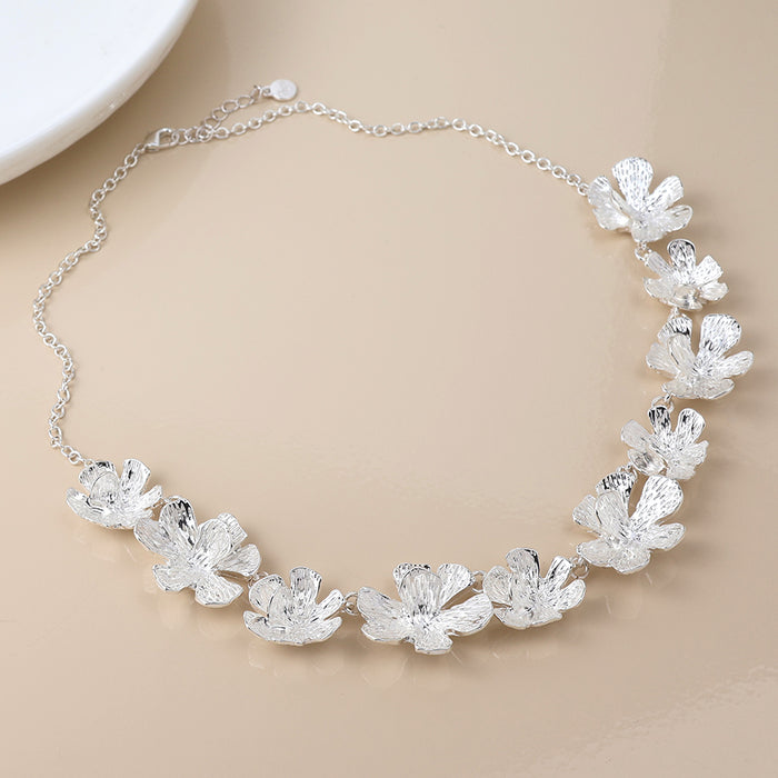 Silver Plated Textured Bloom Collar Necklace