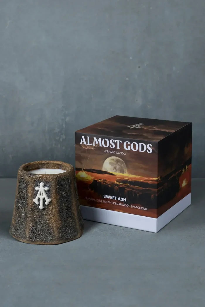 Sweet Ash – Ceramic Candle