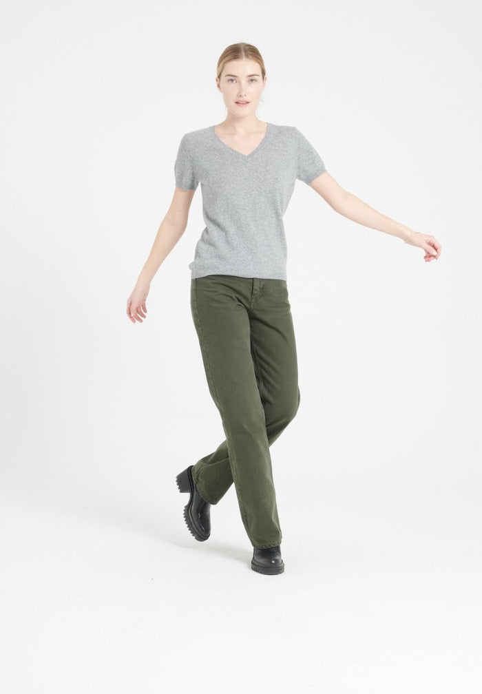 LILLY 14 T-shirt col V en cachemire manches courtes gris clair