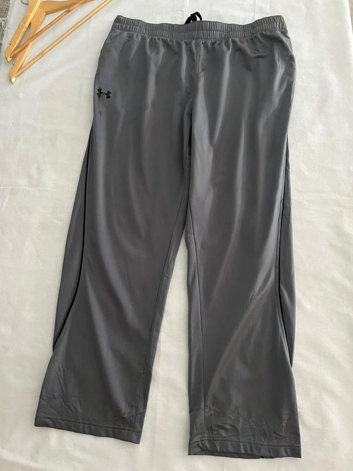 Under@rmour Track Pants  | Everyday Sportswear | Streetwear Style | Men Women | Online Shopping