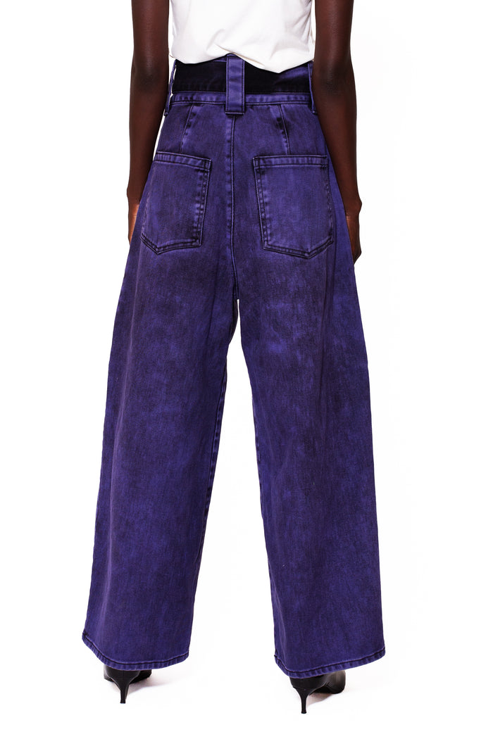WIDE PURPLE JEANS