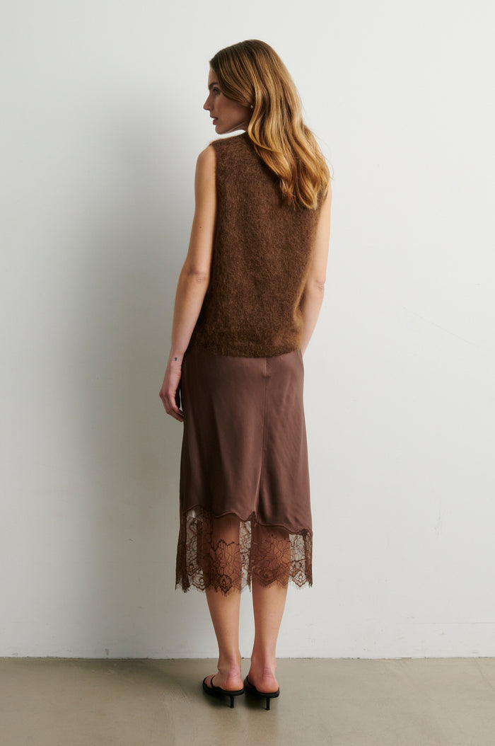 Wila Lace Midi Skirt