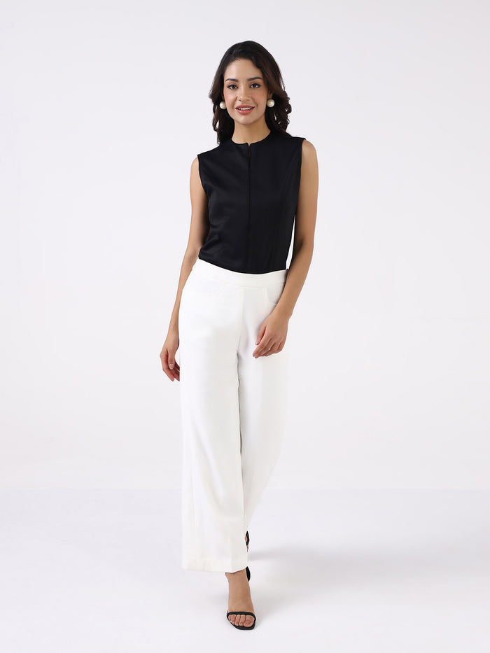 Women Black Sleeveless Top