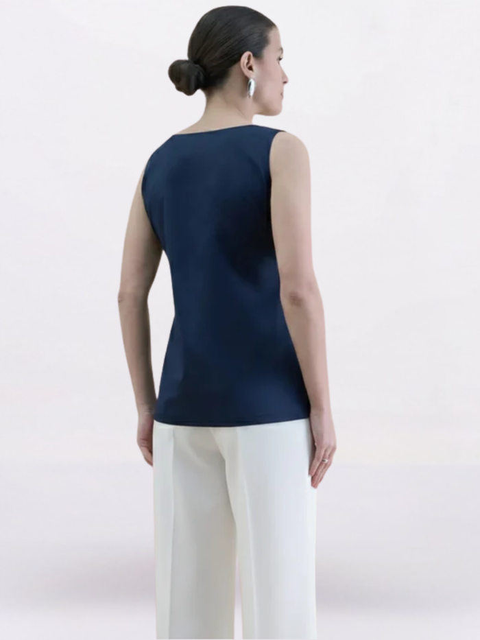 Women Navy Blue U-Neck Straight Fit Waistcoat
