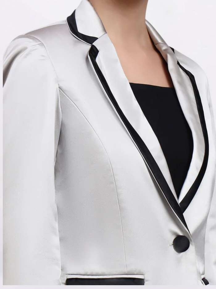 Women Silver Notched Lapel Blazer