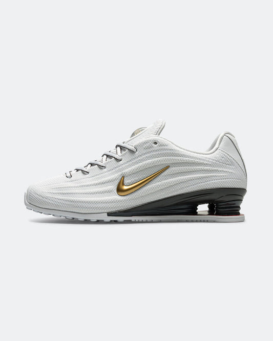Womens Shox Z - White/Metallic Gold-Varsity Red