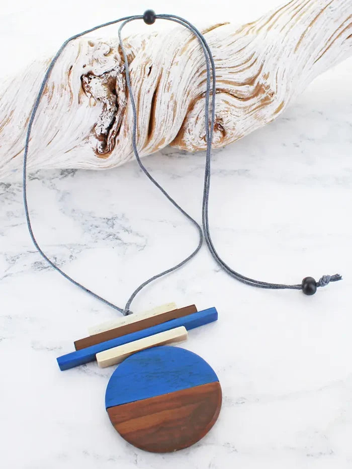 Wooden Two-Tone Pendant Necklace Blue