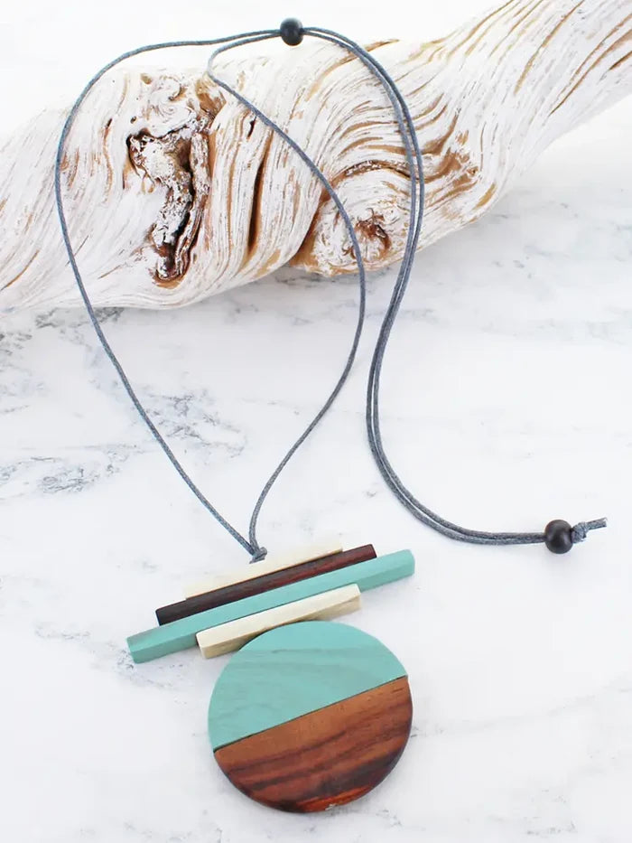 Wooden Two-Tone Pendant Necklace Mint